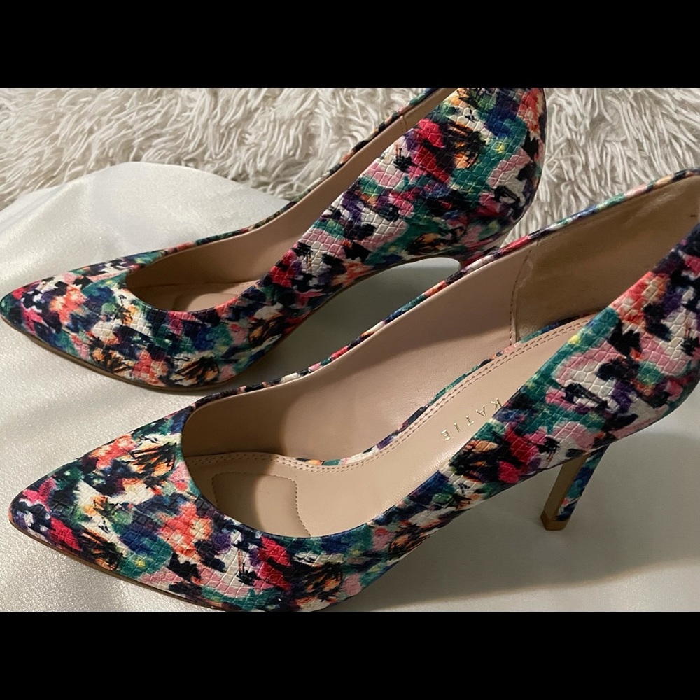 Kelly &Katie  Astivia shoe